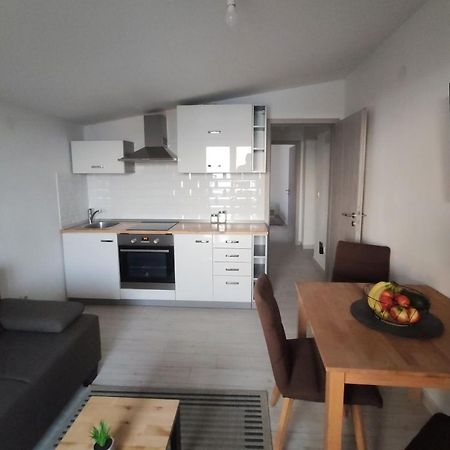 Appartement Matej 3 à Zadar Extérieur photo