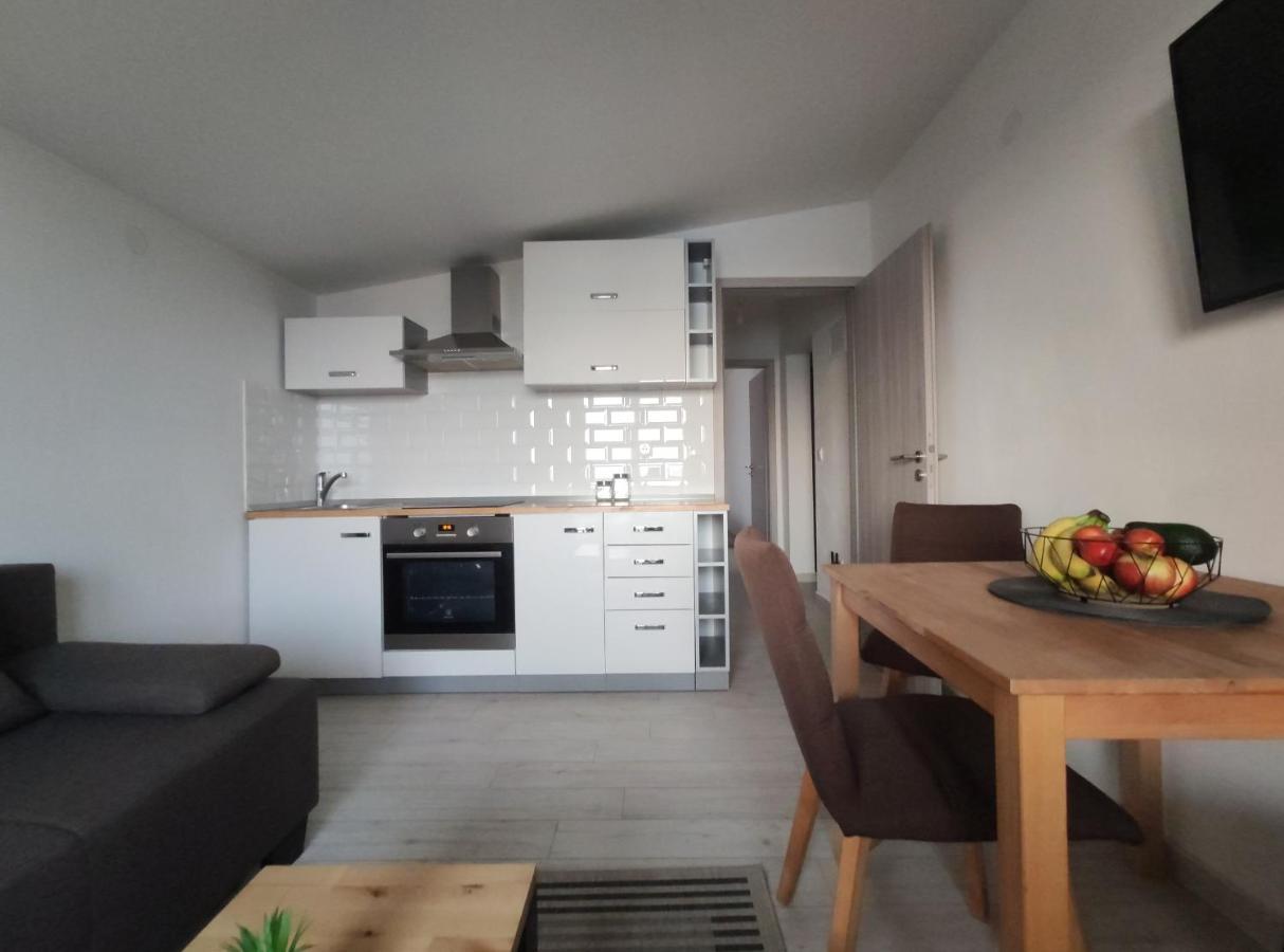 Appartement Matej 3 à Zadar Extérieur photo