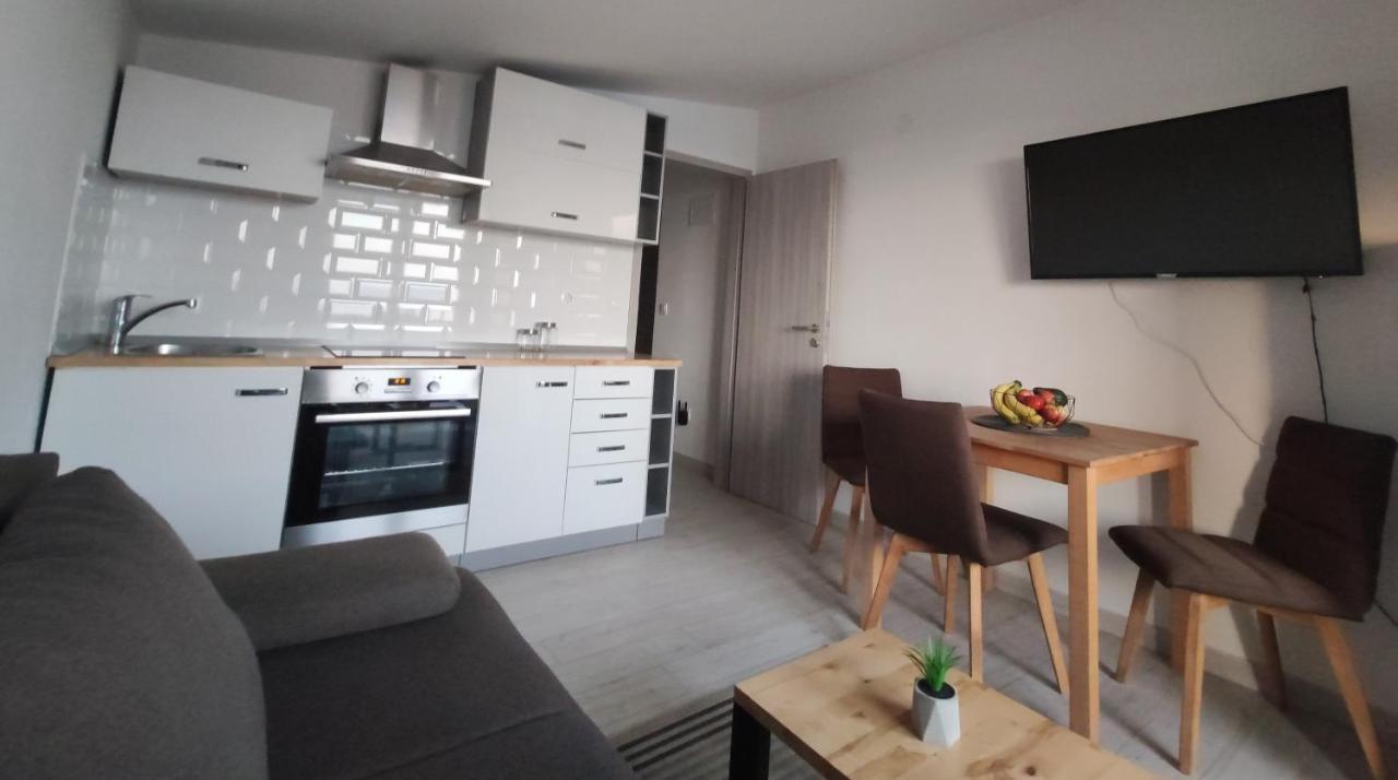 Appartement Matej 3 à Zadar Extérieur photo