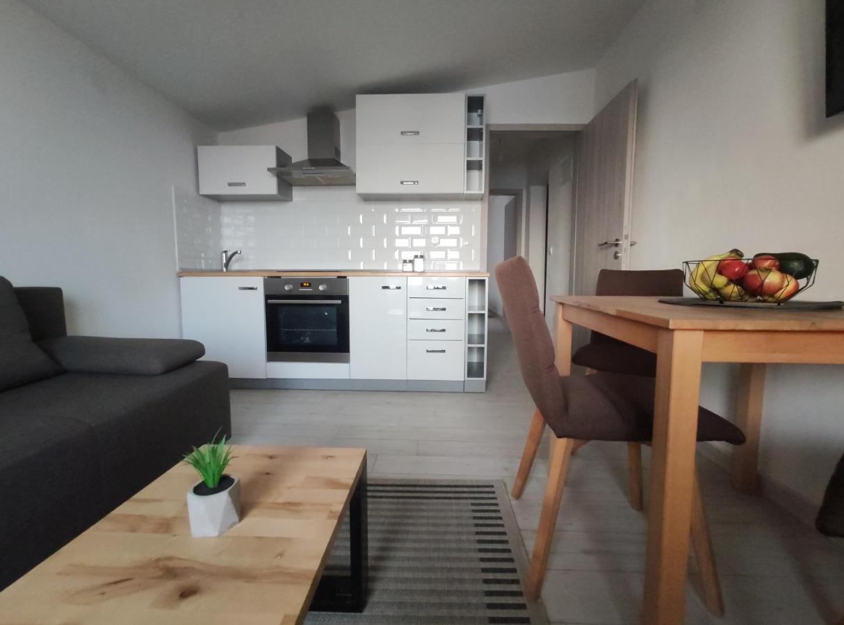 Appartement Matej 3 à Zadar Extérieur photo